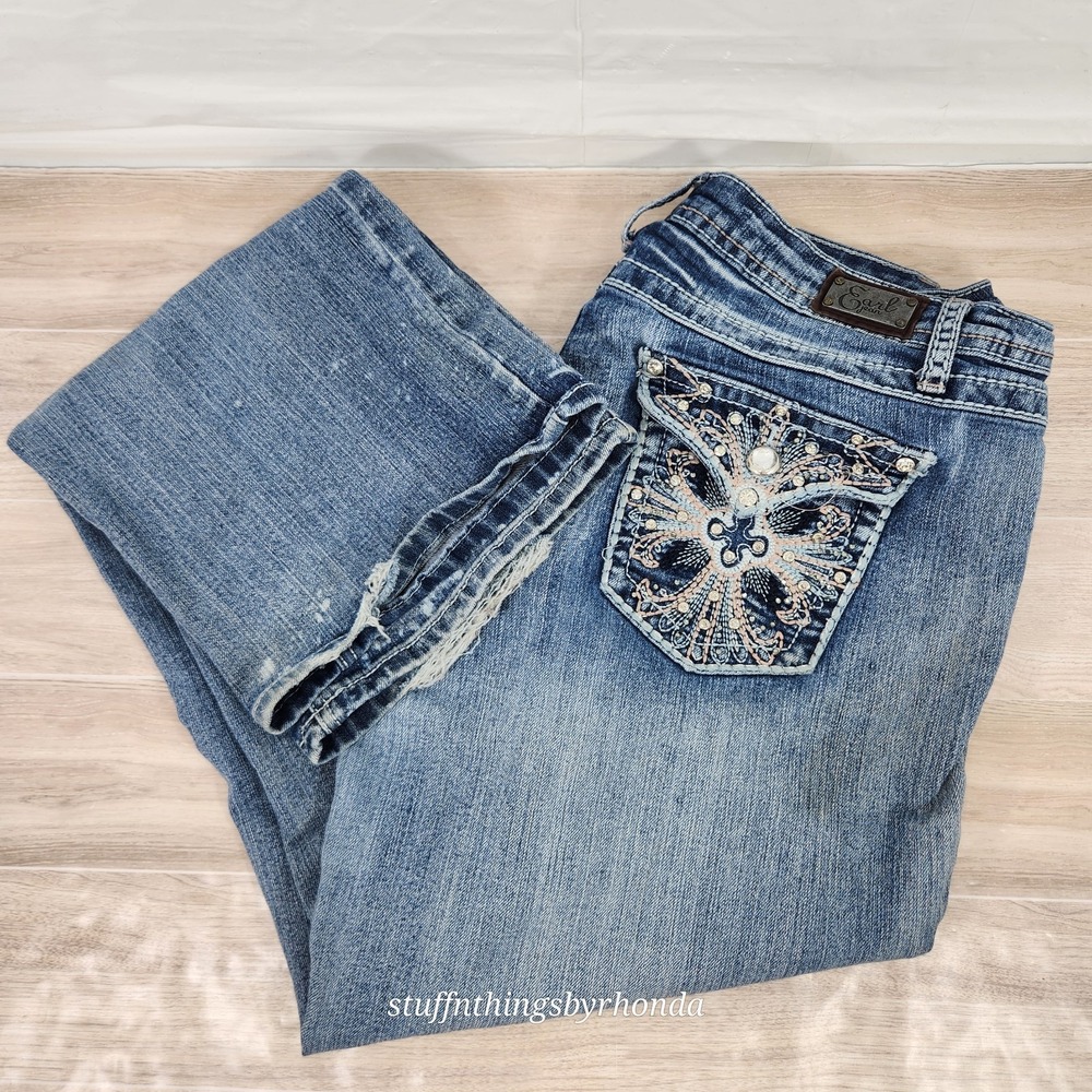 Earl Jean Women's 33"x31" / 12 Stretch Distressed Bejeweled Accents Light Wash